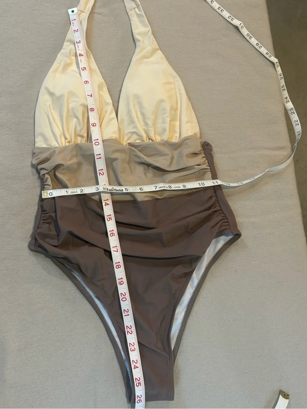Cupshe Colorblock Halter One-Piece Swimsuit in Cream, Tan & Brown size M